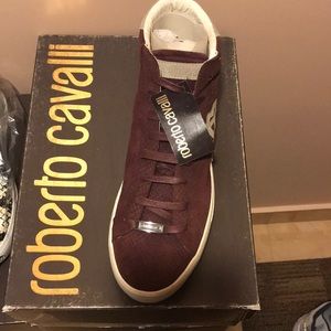 Burgundy nubuck high top sneaker